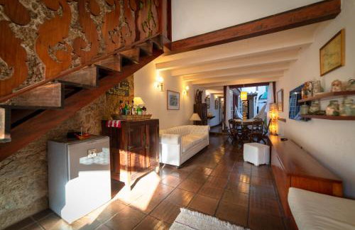 Casa Duas Suítes no Centro Histórico - Photo 1