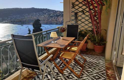 Vintage flat on Villefranche bay - free car park - Foto 24