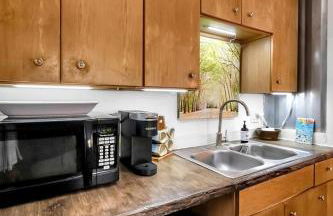 Upcycled Shipping Containers Transformed into a Glamping Home for a Unique Florida Vacation - Foto 15