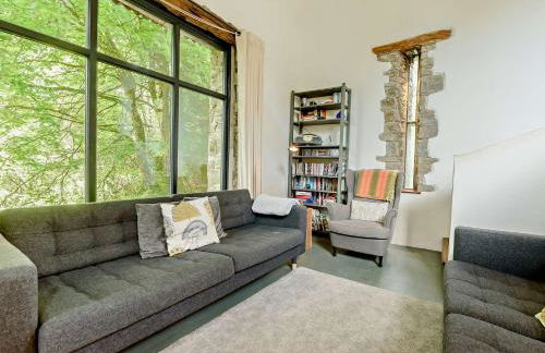 3 Bed in Cilycwm BN093 - Photo 11