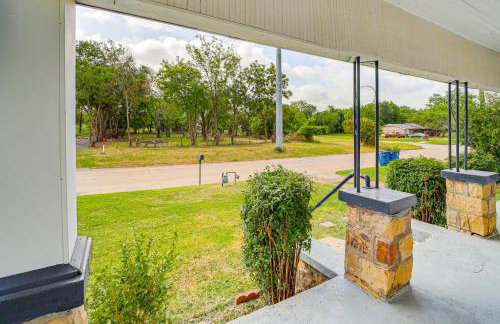 Large Yard and Grill Family Home in McAlester! - Foto 19