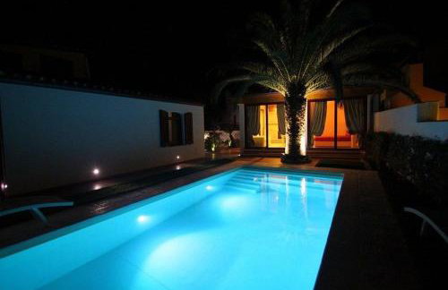 VILLA GILDA CON DEPANDACE PISCINA e GIARDINO - Photo 1
