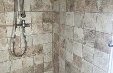 Maison atypique en pleine nature face au Luberon - Foto 21