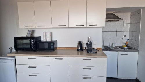 Zentral gelegenes Zwei-Zimmer Apartment mit Skylineblick - Foto 3