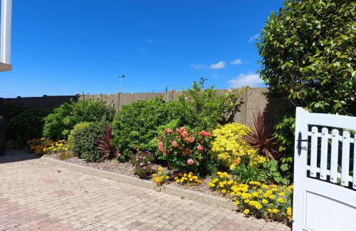 TY ANN maison avec jardin clos de mur, à proximité des commerces et à 3km des plages - Foto 39