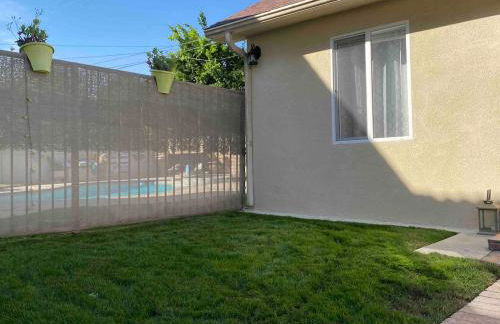 Serene Sherman Oaks Cottage with Outdoor Space - Foto 15