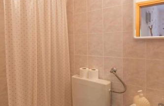 Robinson Erina - Photo 16