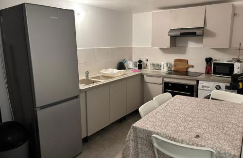 Appart 4 chambres, 3 SDB, avec parking privé - Foto 1