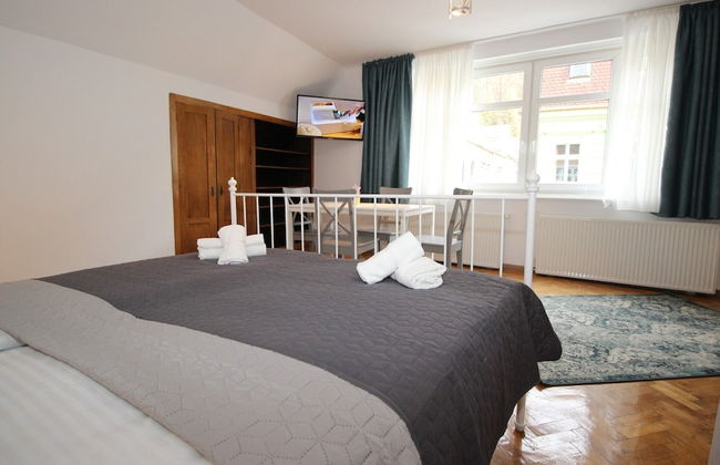 92 Residence - Photo 57