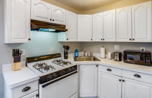 3BR Home with In-Unit Laundry Parking and Sound Bar - Foto 35