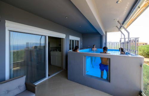 Grand Suites with Private Pools - Photo 16