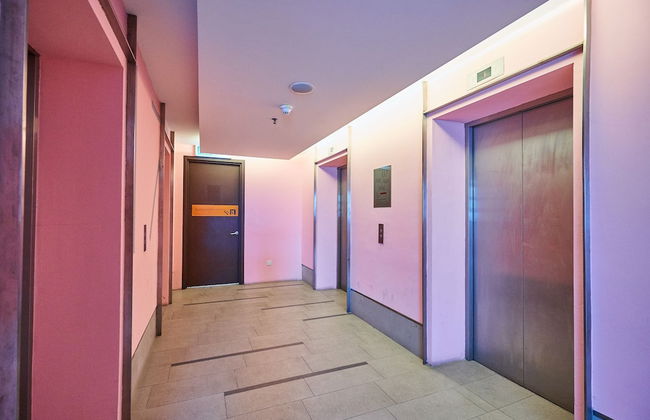 OYO Home 44002 Classic 2br Setia Alam Trefoil. - Photo 30