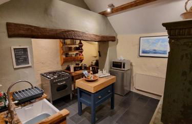 The Piggery - North Wales Retreat - Wilde Retreats - Photo 4