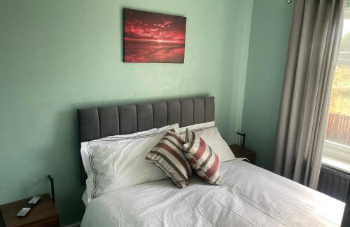 Modern and Homely Appartment! - Available as individual rooms or the Entire Property! - Foto 4