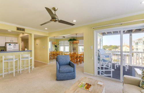 Marina Views, Walk to Beach: Atlantic Beach Condo! - Foto 6