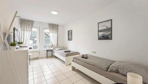 TOP Monteurwohnung, 4 Einzelbetten, Küche, Parkplatz, Nähe Stuttgart, HYRA Living - HN03 - Foto 2