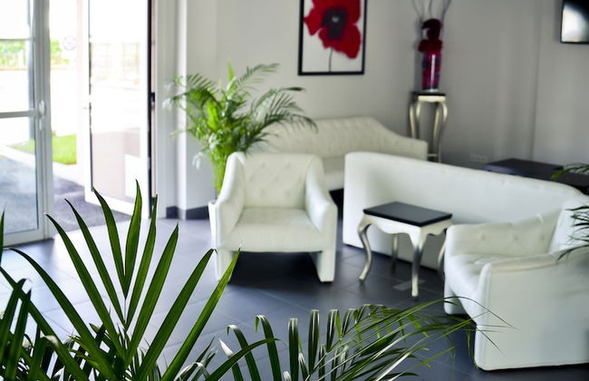 Adonis La Baule - Foto 4