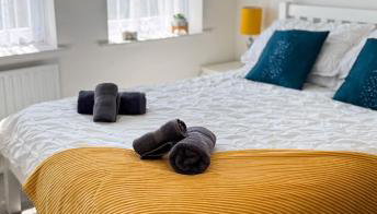 The Sashes - Cozy Apartment - FREE Parking - Ultrafast WIFI - Smart TV - Netflix - sleeps up to 6! Close to Poole Town Center & Sandbanks & Bournemouth - Foto 4