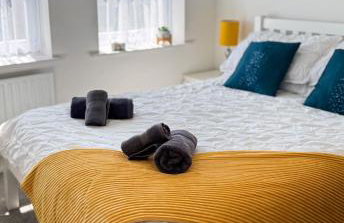 The Sashes - Stylish Apartment - FREE Parking - Ultrafast WIFI - Smart TV - Netflix - sleeps up to 6! Close to Poole Town Center & Sandbanks & Bournemouth - Foto 6