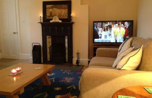 Upper Imeraval Cottage Sleeps 6 Pet-Friendly - Foto 79