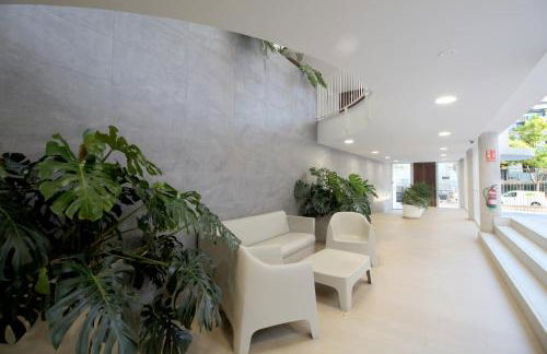 Sea View Apartment Near The Beach - Photo 28