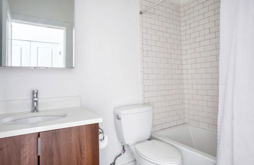 Charming 3BR w WD nr MIT Kendall Sq BOS-453 - Foto 14