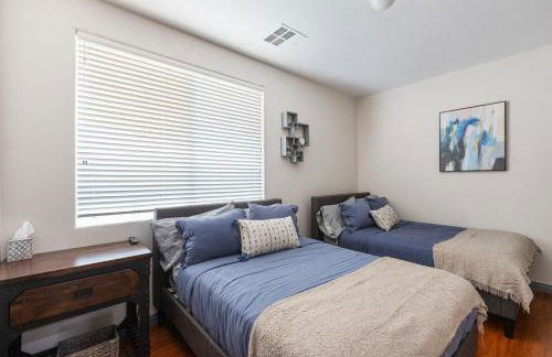 3000sqft House 8beds 3bath Pool jacuzzi Bbqj - Foto 36