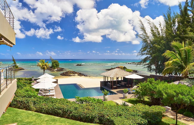 Bon Azur Beachfront Suites & Penthouses with LOV - Photo 72