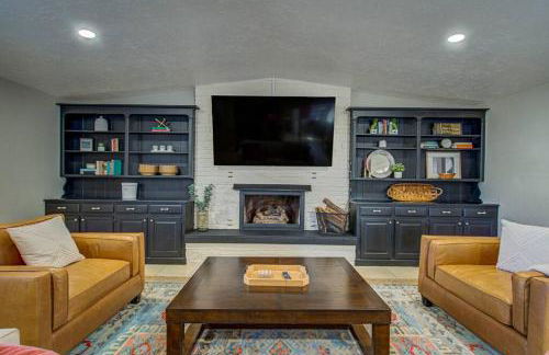 Entire Cozy Getaway with Pool - Foto 1