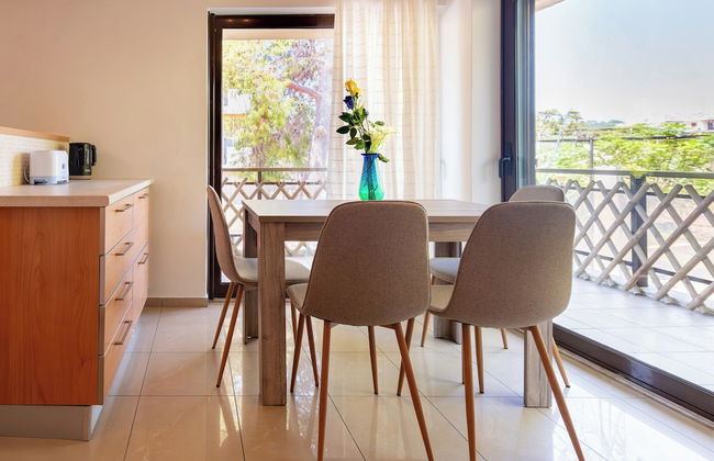 Phaedrus Living Moschato City Flat - Foto 7