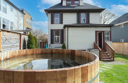 Northwest Retreat with Cedar Hot Tub - Foto 5