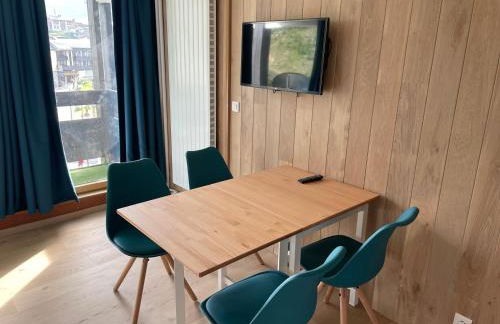 Studio rénové 2 adultes 2 enfants - Tignes Lavachet - Vue Montagne plein sud - Foto 2