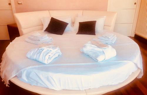 Villa Monet Luxury Home - Photo 29