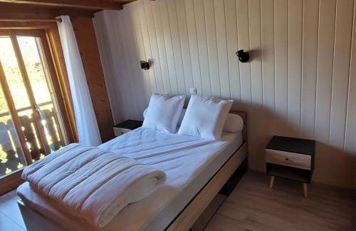 Chalet familial authentique et spacieux 2 chambres 4 à 6 personnes avec parking proche des remontées - Foto 12