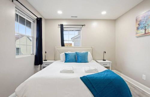 Chic Boho Retreat Near Downtown - Photo 34