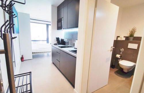 HH 05 by ROCKCHAIR - SUPERHOST Status - Modernes Apartment mit sonnigem Balkon & premium Boxspringbetten in Winterhude - Hamburg Top Geheimtipp - Foto 28