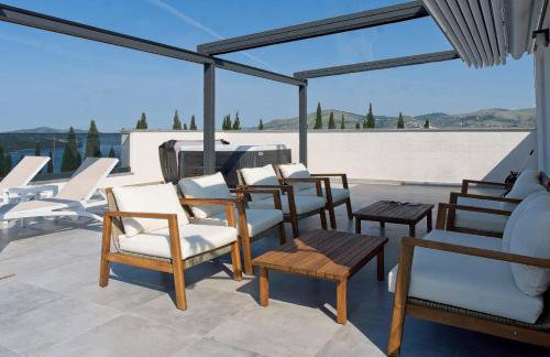 Apartment Ivano with pool & jacuzzi - Photo 22