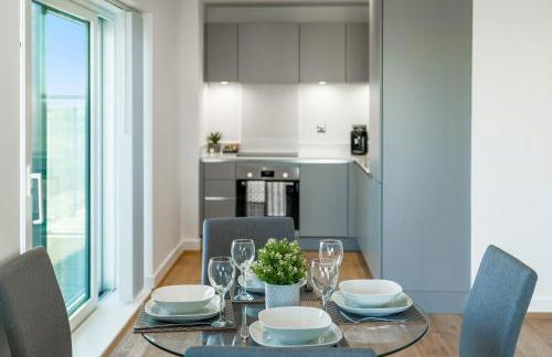 Skyvillion - London River Thames Top Floor Apartments by Woolwich Ferry, Mins to London ExCel, O2 Arena , London City Airport with Parking - Foto 55