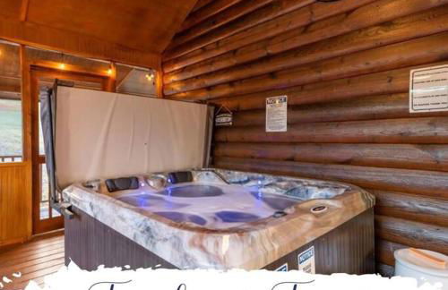 TNT II - Creek Front, Hot Tub, Fire Pit - Foto 14