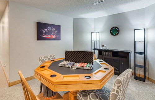 Hot Tub and Fenced Yard Spacious Fargo Home! - Foto 24