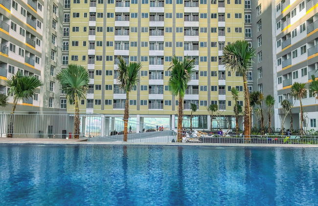 Cozy And Restful Studio Lrt City Sentul - Royal Sentul Park Apartment - Photo 13