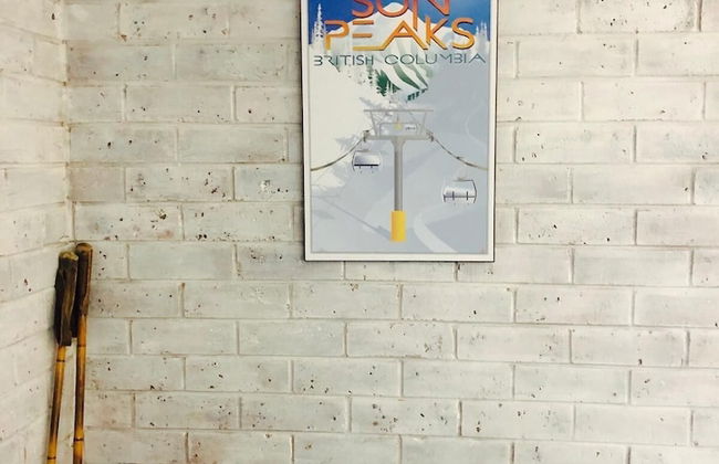 Perfect Located Apartment in the Heart of Hotham - Photo 16