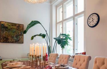 KuDAMM Charming Old Home,4-9 ppl,Family Friendly,Wifi,Savignyplatz - Photo 32