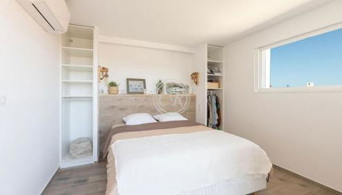 Superbe villa contemporaine PIED DANS L'EAU - Foto 2