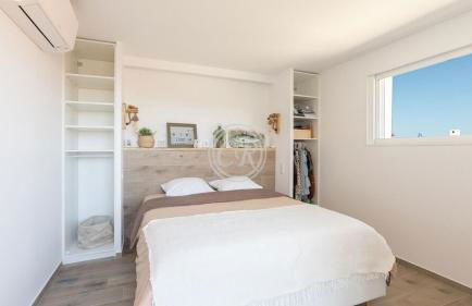 Superbe villa contemporaine PIED DANS L'EAU - Foto 2