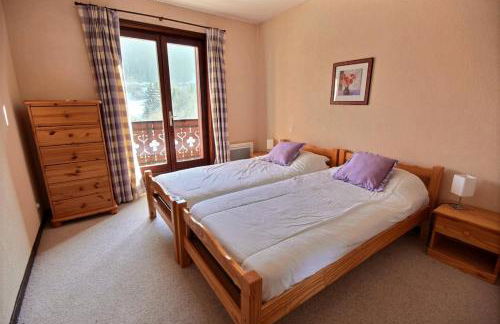 CHALET AVEC VUE DEGAGEE - SAINT JEAN D'AULPS - 8 PERSONNES - MOUILLETTES - Foto 6