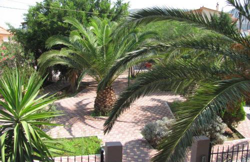 Lakonia Bay Apartments - Photo 14