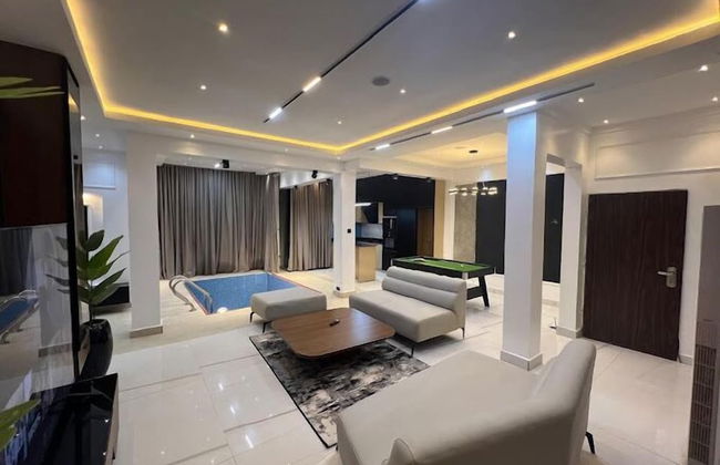 Kiki's Home and Apartments - Foto 32