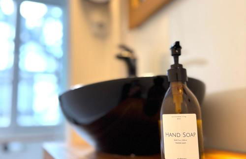 Mond Im Herzen von Monschau - Foto 9