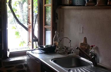 Stephania's Stone House - Foto 10